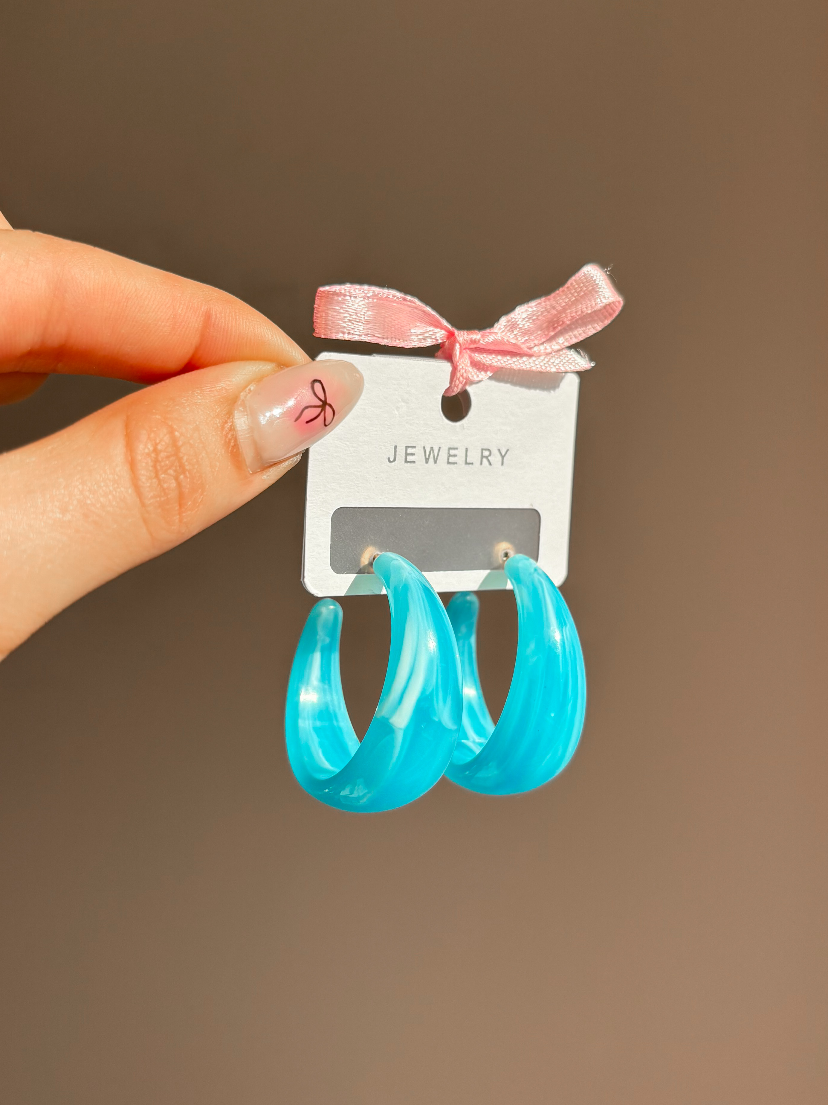 گوشواره حلقه آبی بزرگ