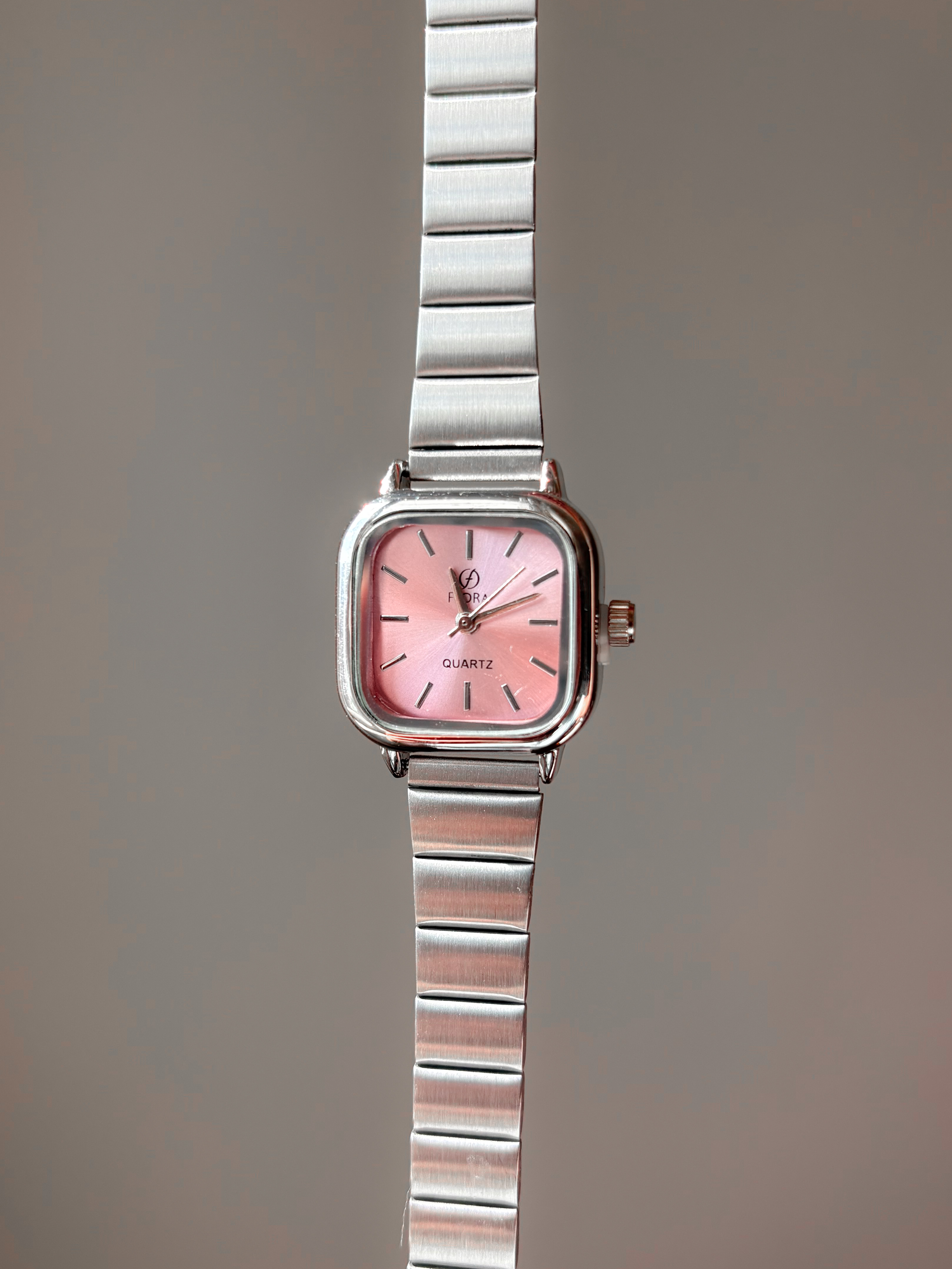 ساعت فلورا مربعی بند کر کره ای صورتی ملیح